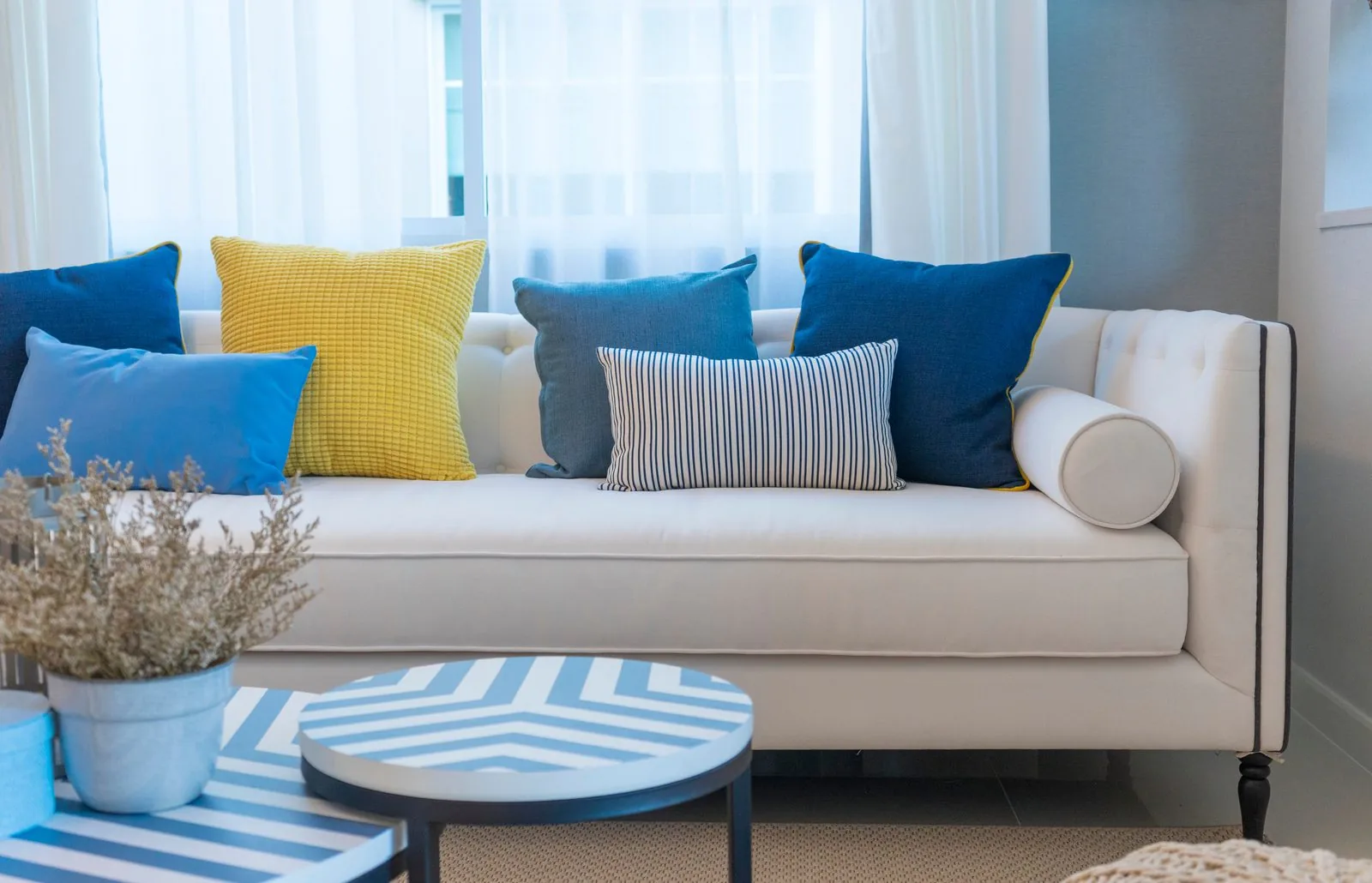 Sectional / Larger